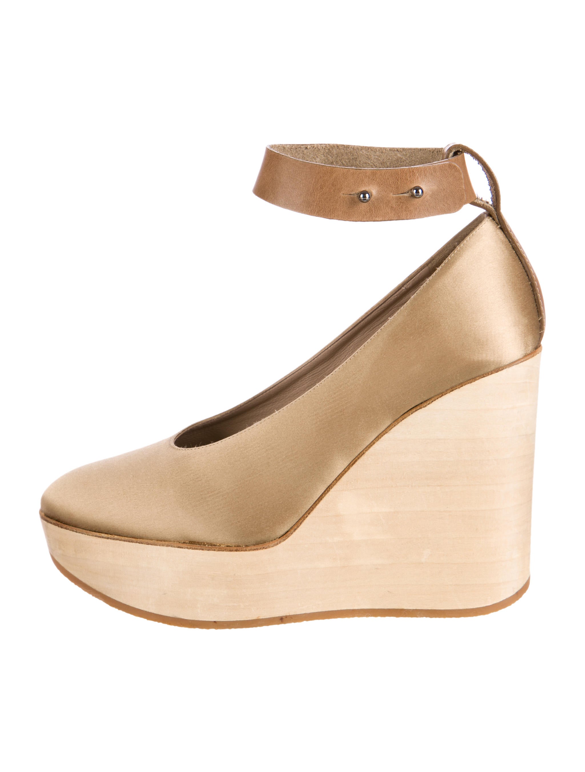 ChloÃ© Satin Amanda Wedges - Shoes - CHL35334 | The RealReal