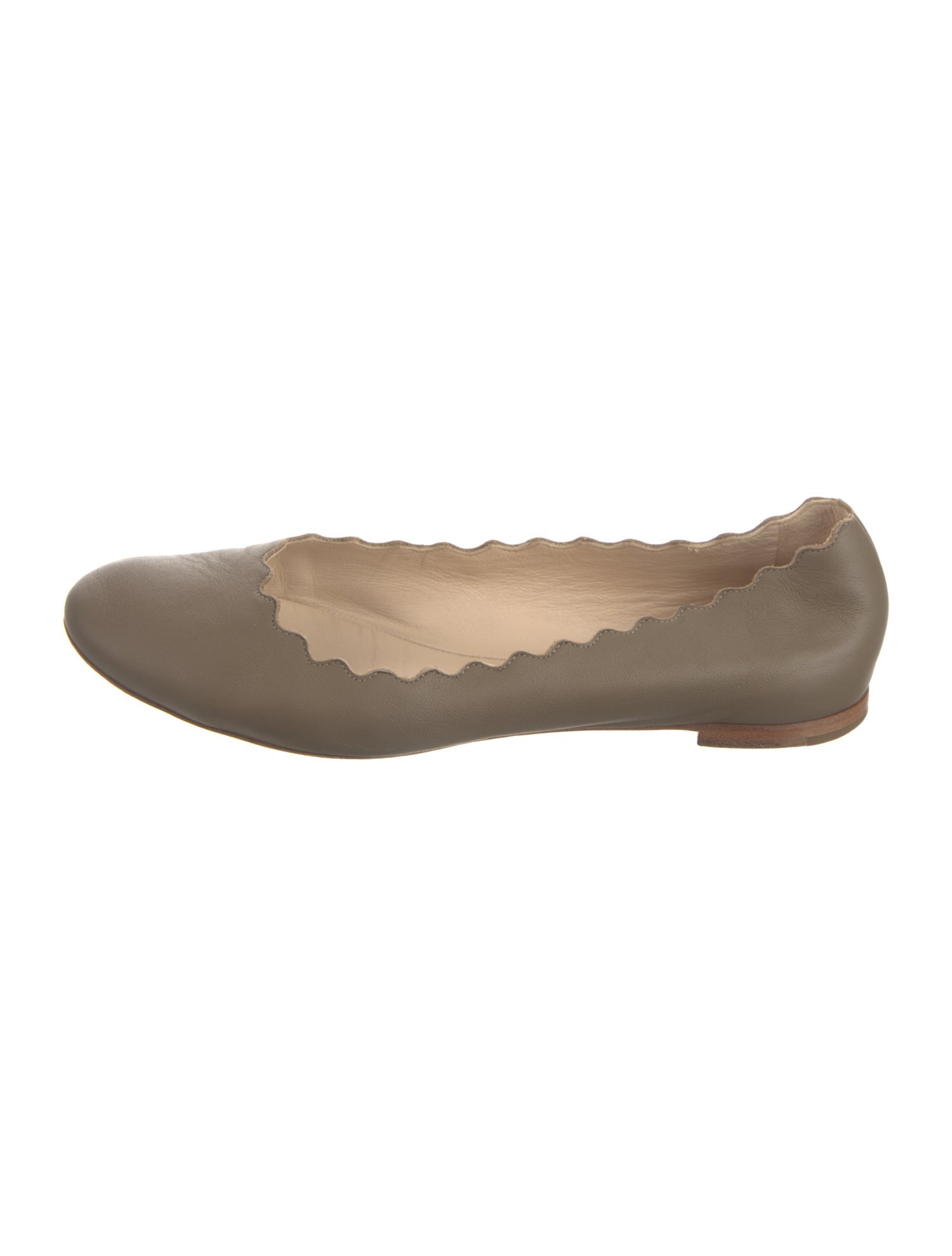 Chloé Leather Scalloped Accent Ballet Flats