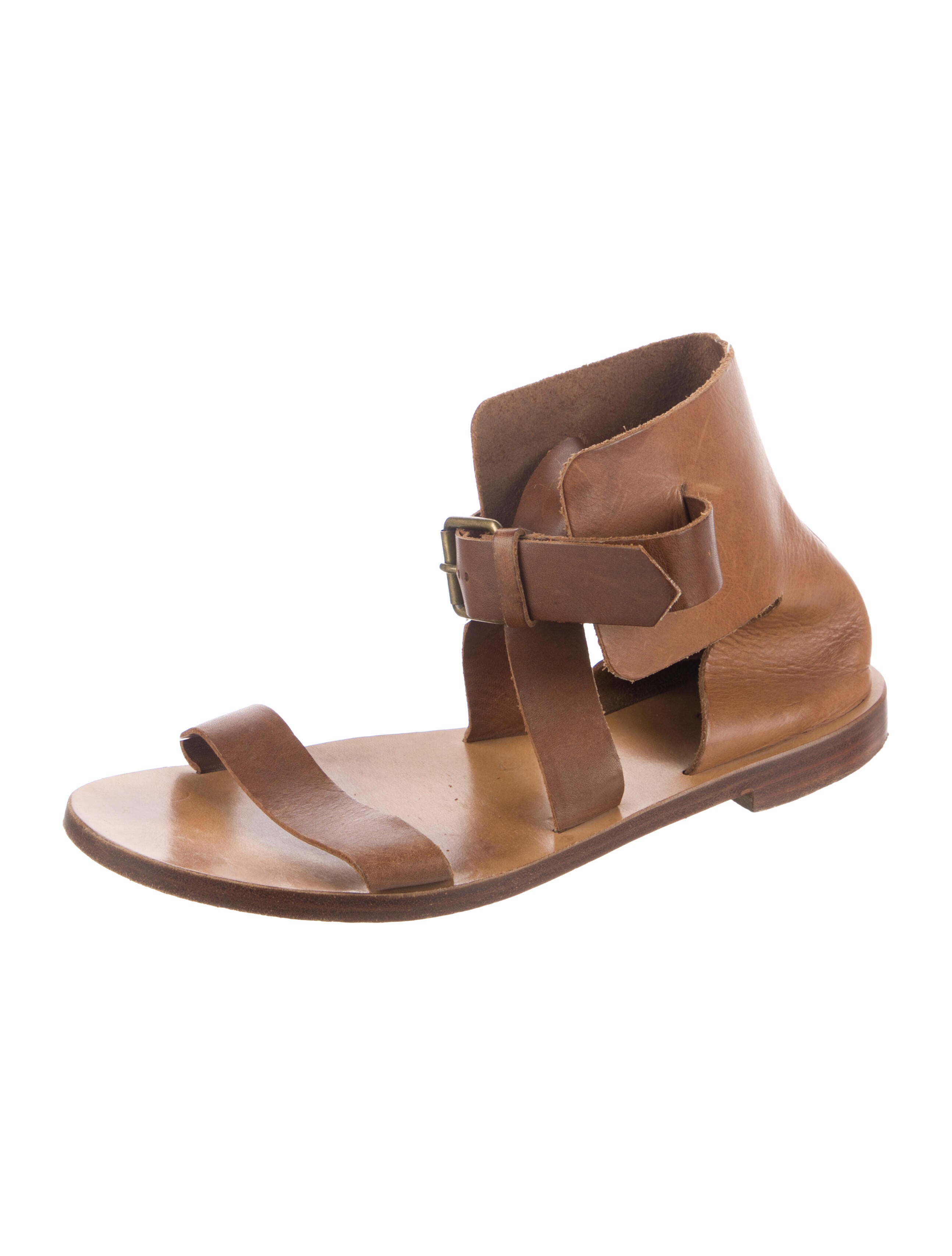 Chloé Leather Gladiator Sandals