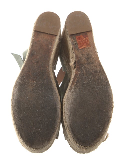 Chloé Suede Scalloped Accent Espadrilles