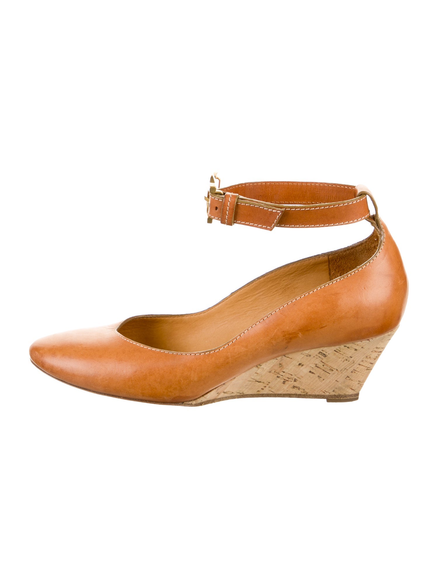 Chloé Leather Pumps