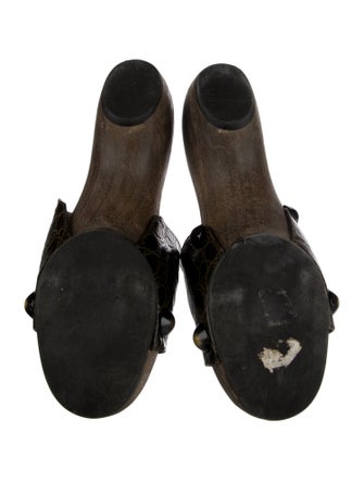 Chloé Leather Slides