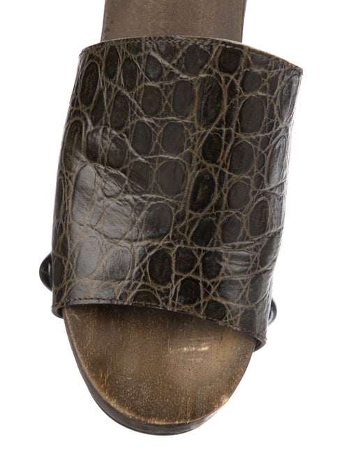 Chloé Leather Slides