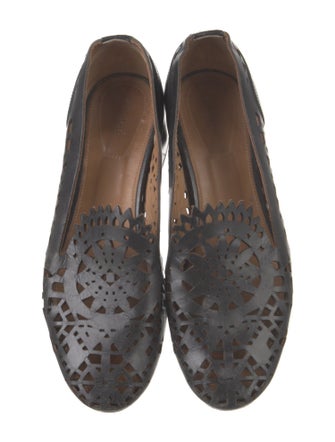 Chloé Leather Lasercut Accents Pumps