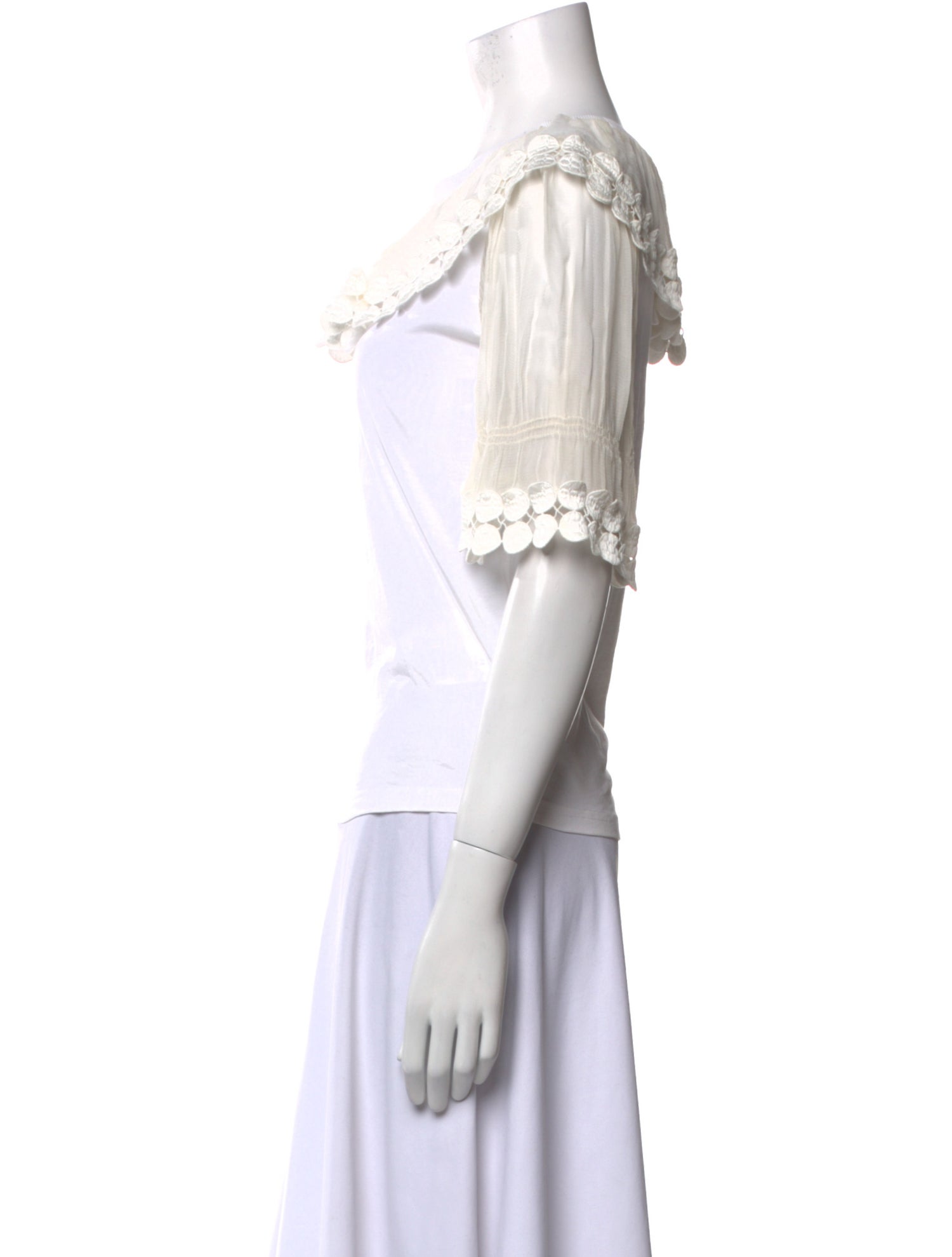 Chloé 2018 Off-The-Shoulder Crop Top