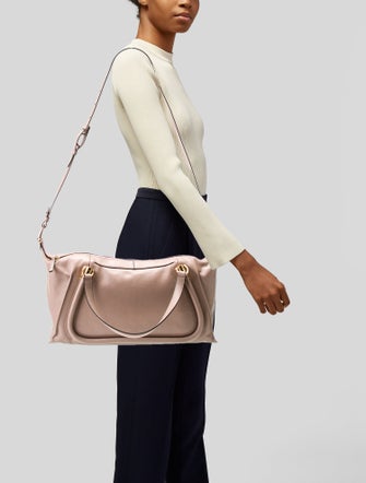 Chloé Leather Paraty 24 tote bag 24