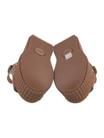 Chloé Leather Slingback Sandals