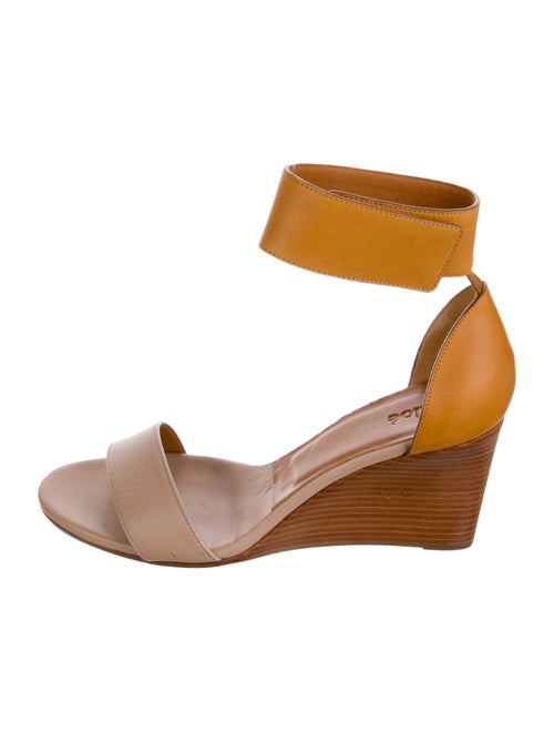 Chloé Leather Sandals