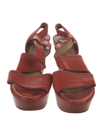 Chloé Leather Slingback Sandals