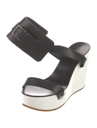 Chloé Leather Slides