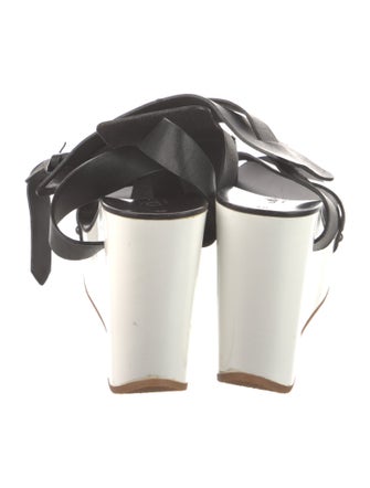 Chloé Leather Slides