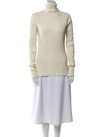 Chloé Virgin Wool Turtleneck Sweater