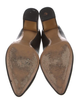Chloé Leather Pumps