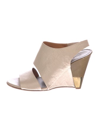 Chloé Leather Slingback Sandals