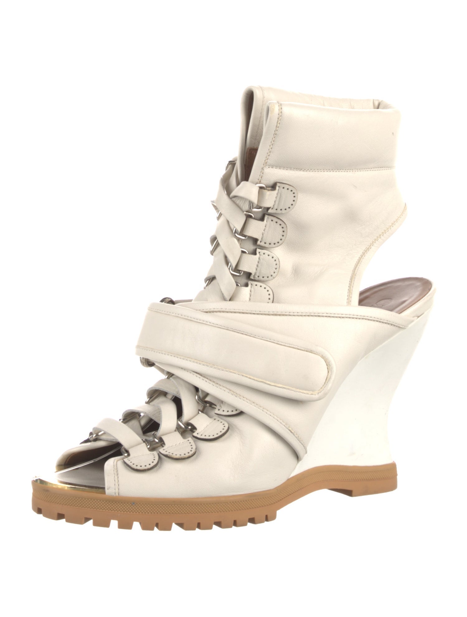 Chloé Leather Pumps