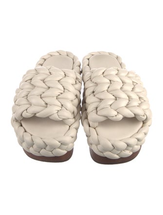 Chloé Leather Slides