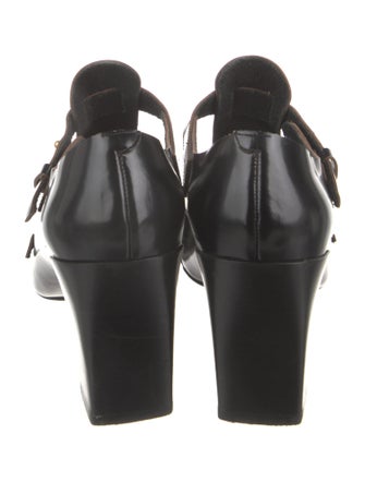 Chloé Leather Pumps