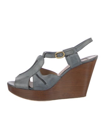 Chloé Leather T-Strap Pumps