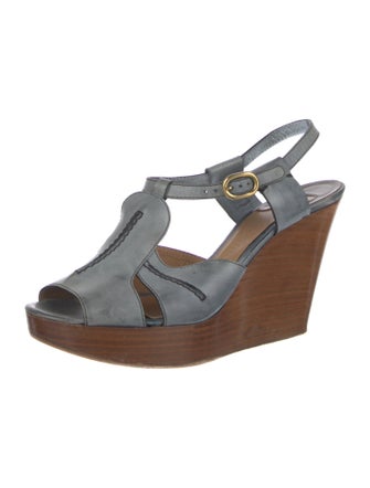 Chloé Leather T-Strap Pumps