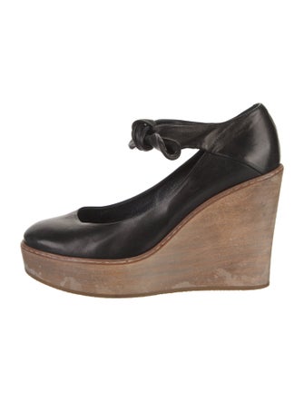 Chloé Leather Colorblock Pattern Pumps