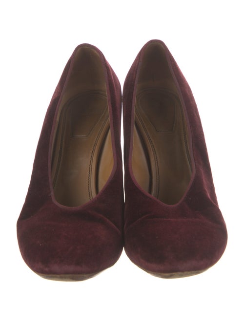 Chloé Velvet Pumps