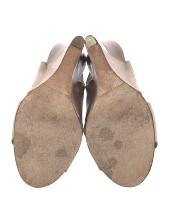 Chloé Leather Slingback Sandals