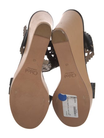 Chloé Leather Lasercut Accents Sandals
