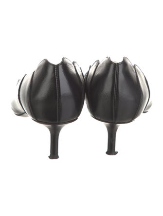 Chloé Leather Scalloped Accent Pumps