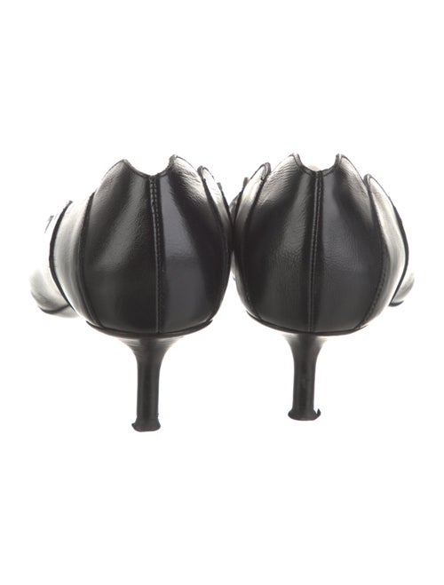 Chloé Leather Scalloped Accent Pumps