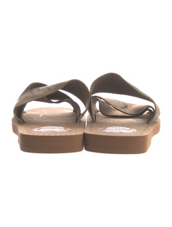 Chloé Canvas Printed Slides