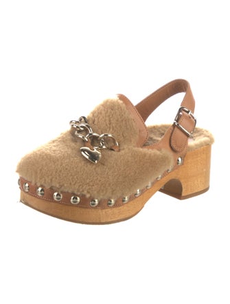 Chloé Shearling Chain-Link Accents Slingback Pumps