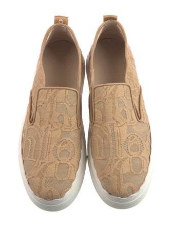 Chloé Lace Scalloped Accent Sneakers