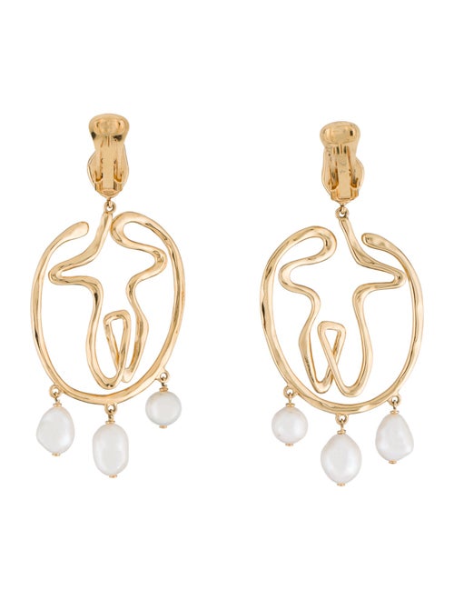 Chloé Pearl Femininities Clip-On Drop Earrings