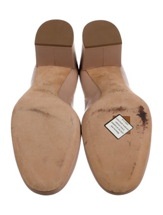 Chloé Leather Scalloped Accent Pumps