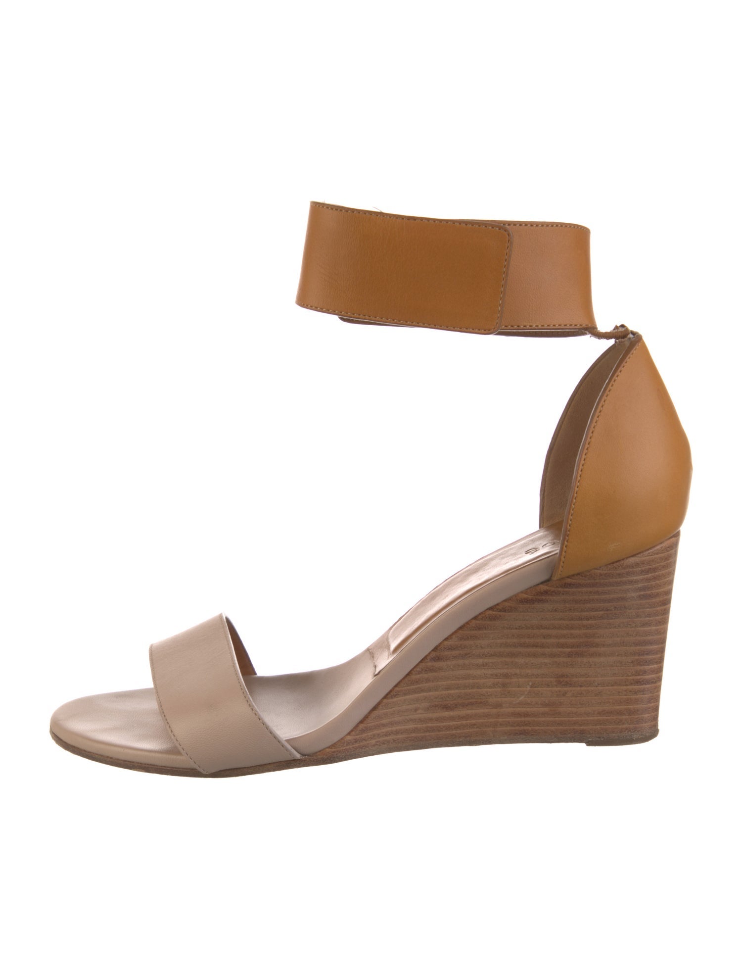 Chloé Leather Sandals