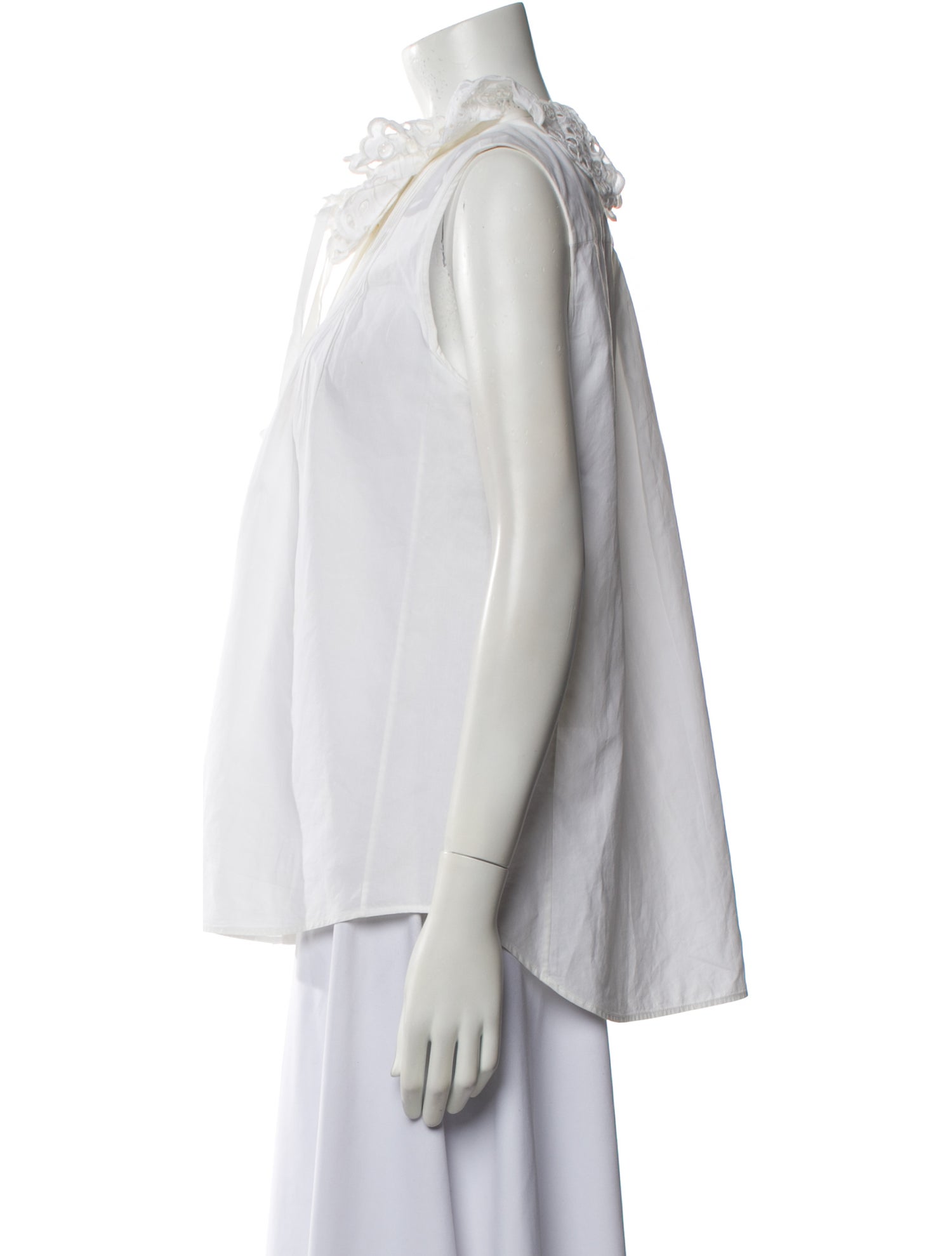 Chloé V-Neck Sleeveless Blouse