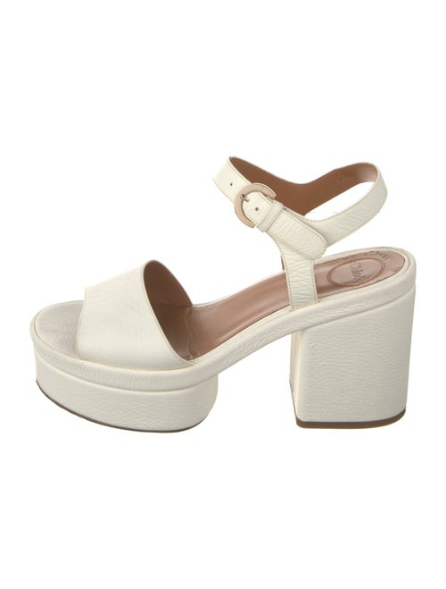 Chloé Leather Sandals