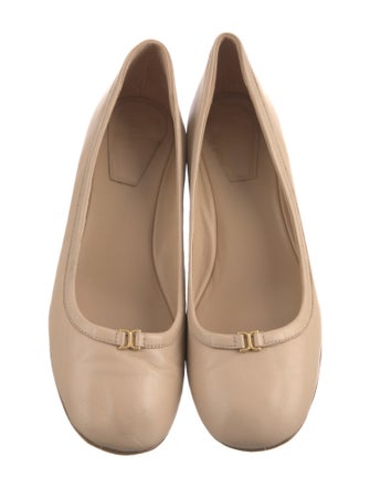 Chloé Leather Pumps