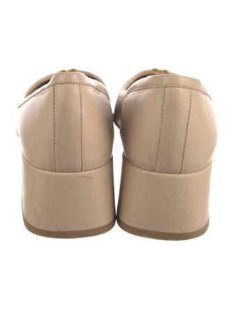 Chloé Leather Pumps