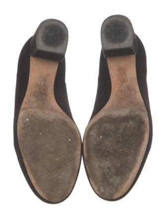 Chloé Suede Scalloped Accent Pumps