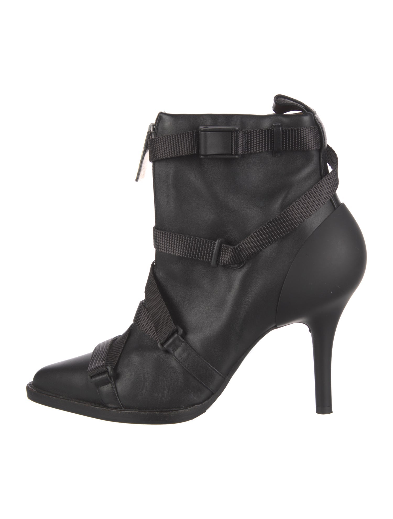 Chloé Leather Pumps