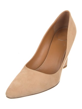 Chloé Suede Pumps