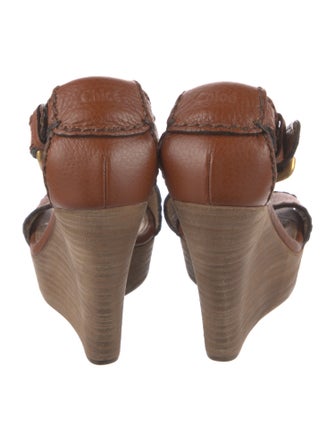 Chloé Leather T-Strap Sandals