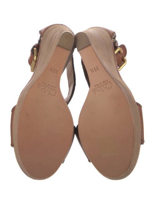 Chloé Leather T-Strap Sandals