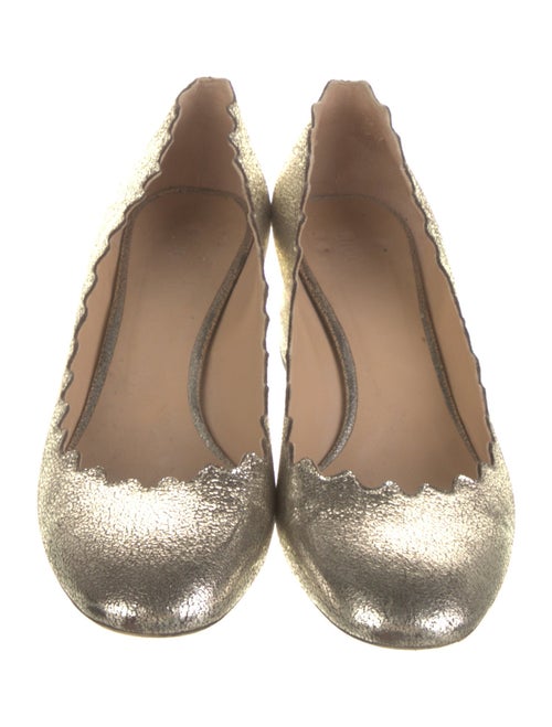 Chloé Leather Scalloped Accent Pumps