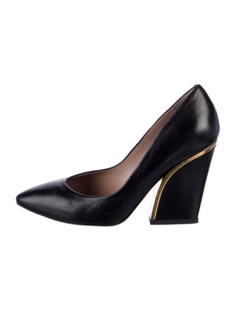 Chloé Leather Pumps