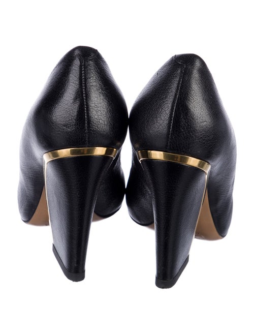 Chloé Leather Pumps