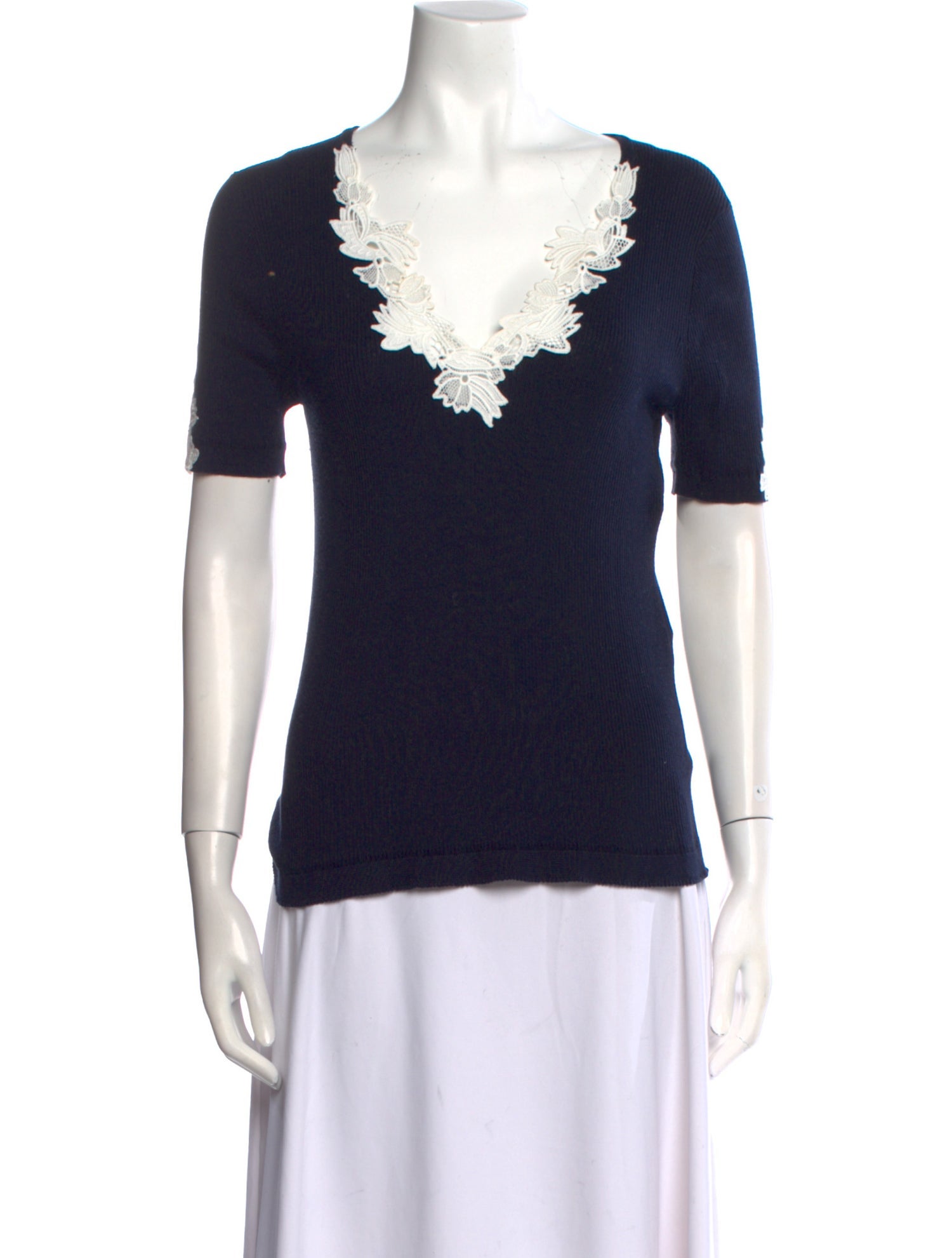 Chloé V-Neck Short Sleeve T-Shirt