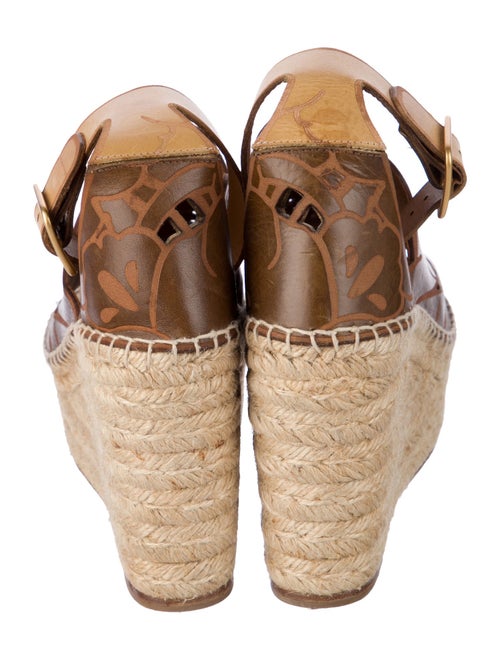 Chloé Leather Printed Pumps