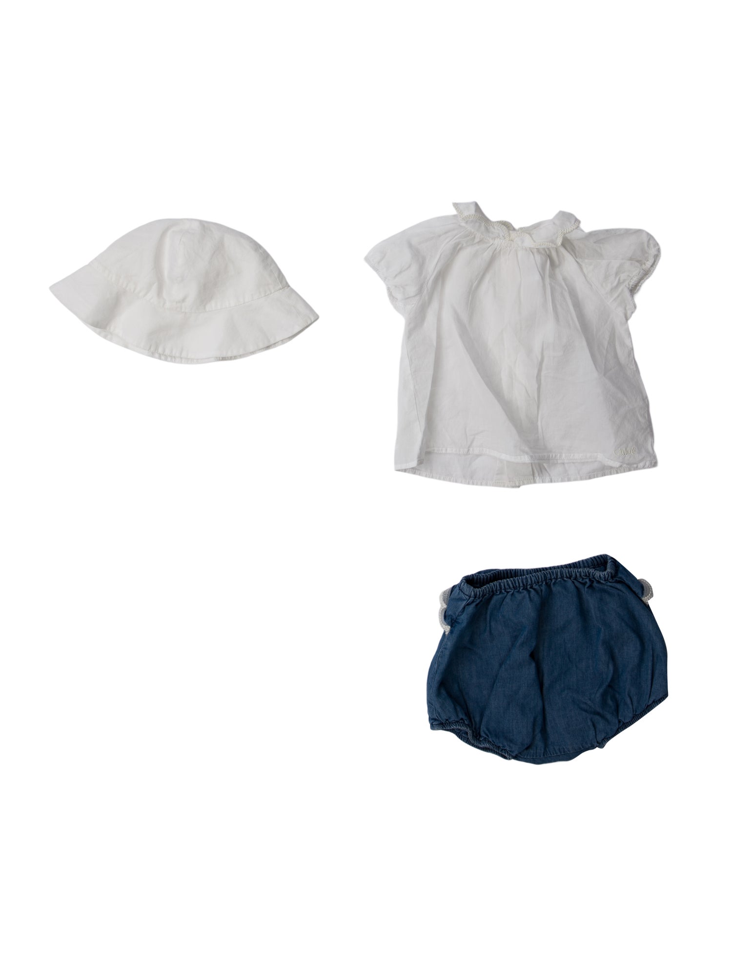 Chloé infant girls; white top and blue shorts